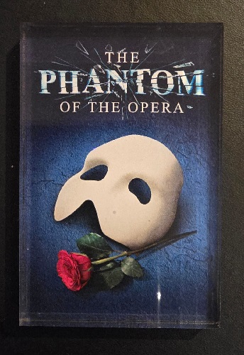 phantom-of-the-opera-New-York-Times-square-Majestic-Theatre-Magnet-Blog